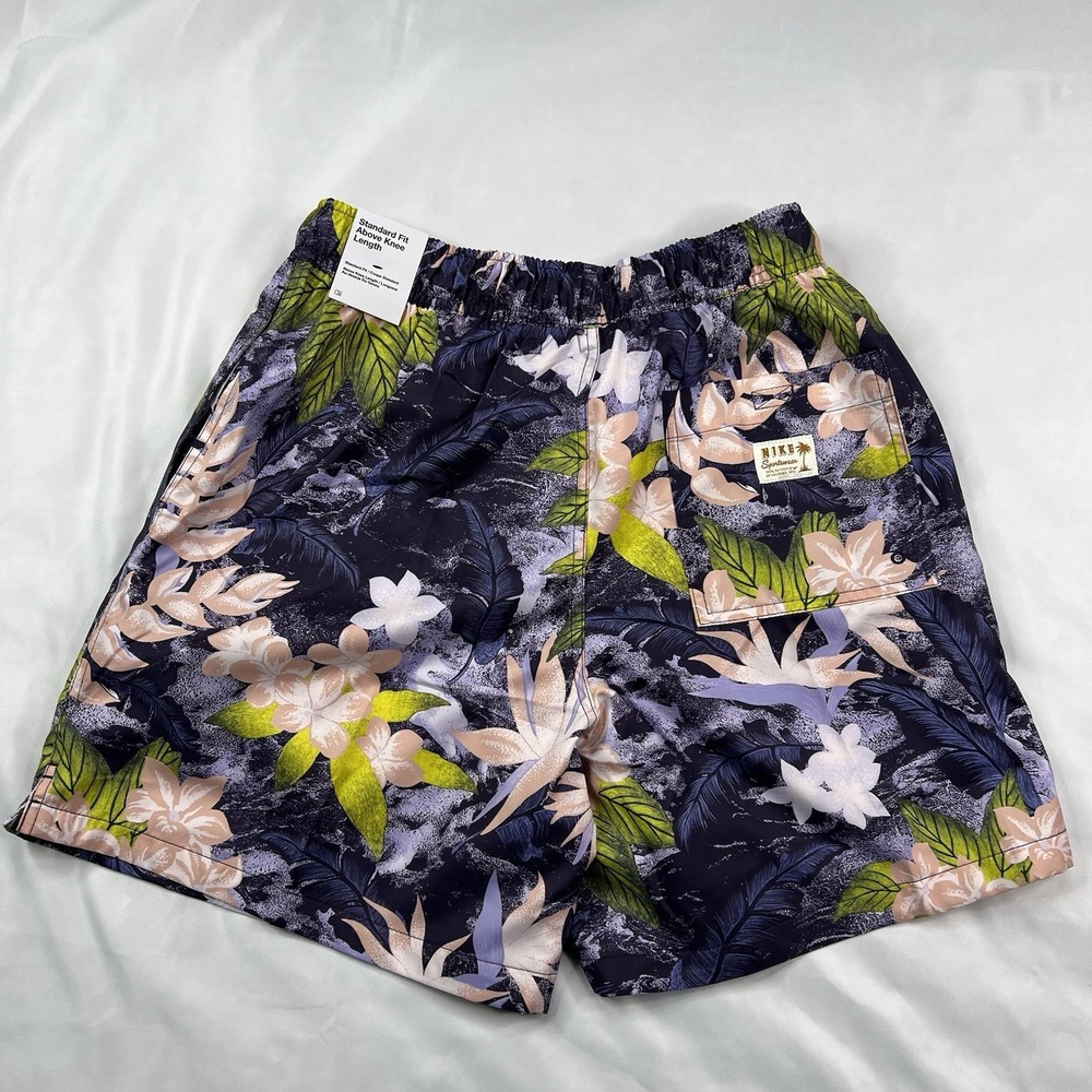 $60 NWT Nike Club Drawstring Flow Woven Shorts MEDIUM Tropical Print HV4610-515 - Picture 4 of 8